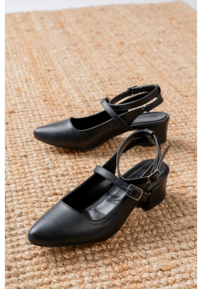Siyah Alçak Topuklu Kadın Ayakkabı