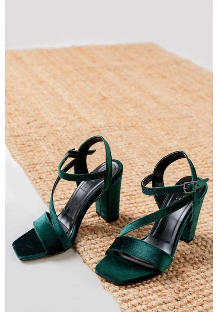 Haki Yeşil Kadife Yüksek Topuklu Kadın Ayakkabı