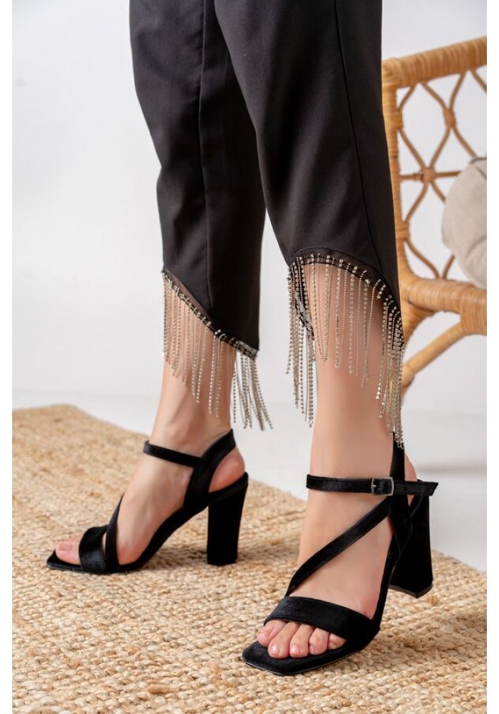 Siyah Kadife Yüksek Topuklu Kadın Ayakkabı